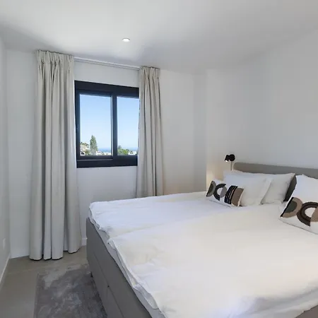 Luxury With Terrace In Higueron Apartamento *