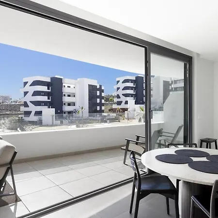 Luxury With Terrace In Higueron *