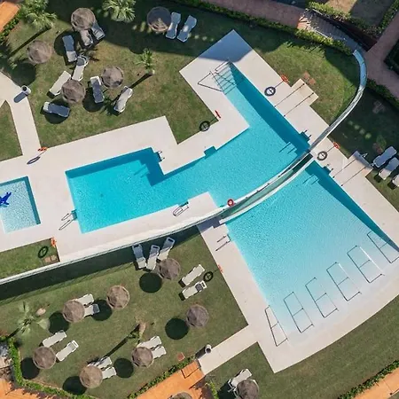 Luxury With Terrace In Higueron *