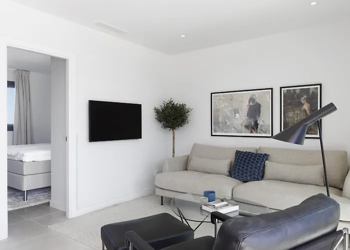 Luxery With Terrace In Higueron Lejlighed *