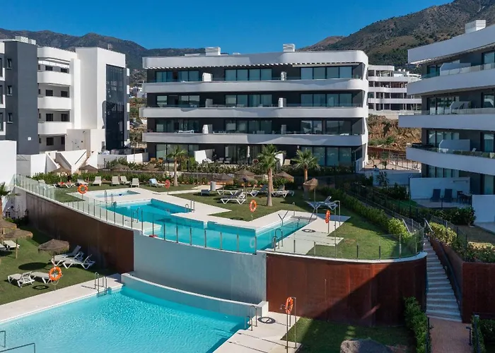 شقة Luxery With Terrace In Higueron *