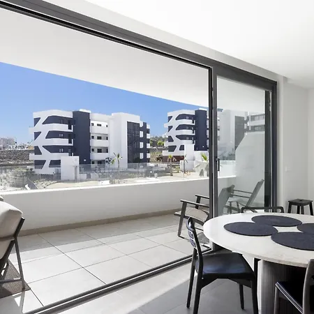 Luxery With Terrace In Higueron 아파트 푸엔히롤라